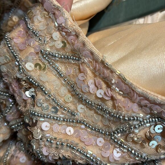 Mac Duggal One-Shoulder fully embellished sequin Sequin Gown dress size 16 4982 - Picture 13 of 13